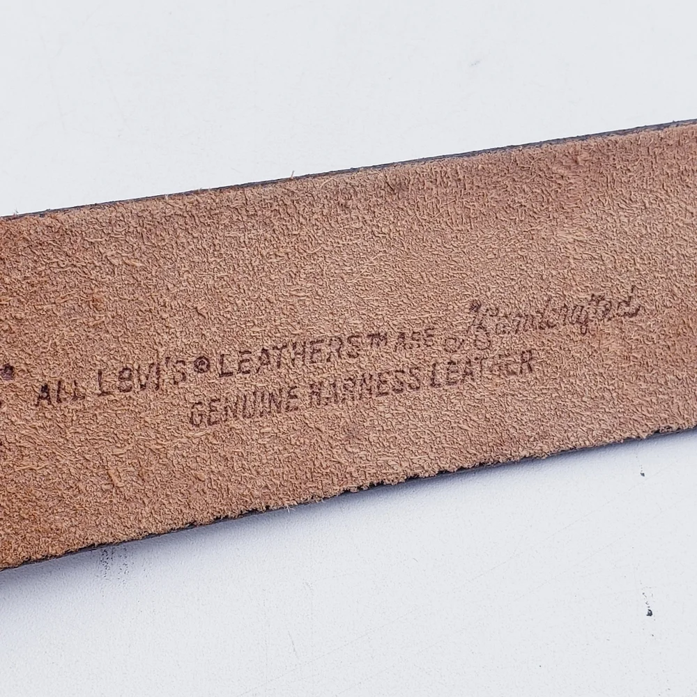 Levis levis brown